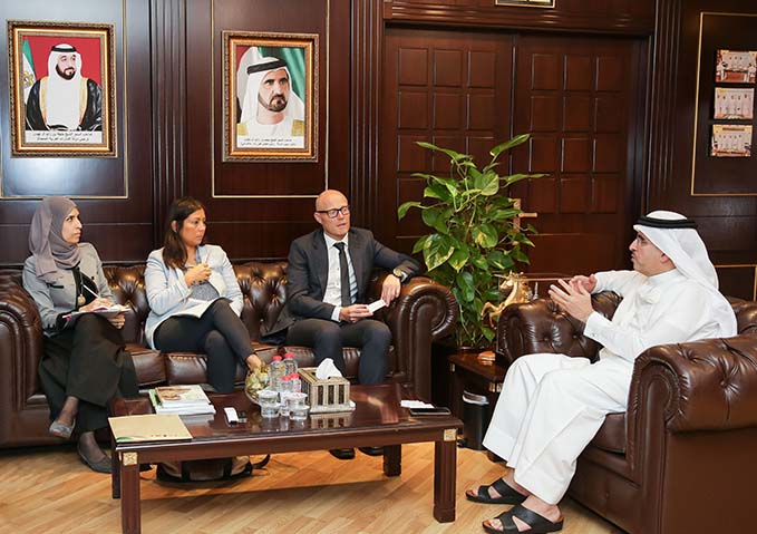 هيئة كهرباء ومياه دبي تعزز التعاون مع القنصلية الملكية الدنماركية العامة في دبي