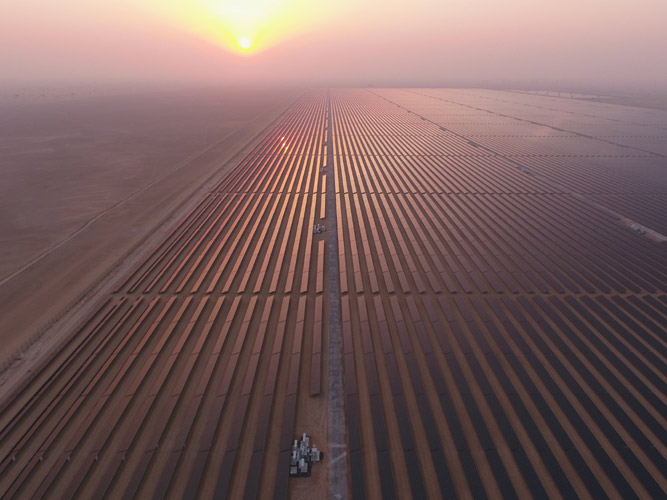 DEWA First in Region to Receive  International Renewable Energy Certificates (I-REC)