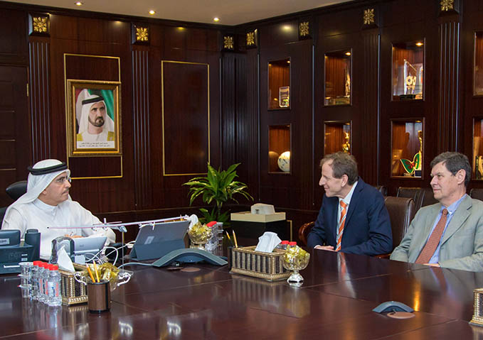 هيئة كهرباء ومياه دبي تعزز التعاون مع شركة " سي أم أي سولار" البلجيكية