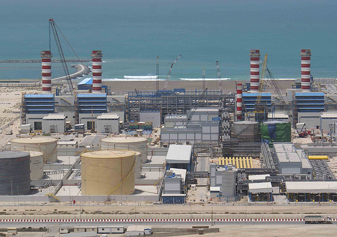 هيئة كهرباء ومياه دبي ترسي عقد إنشاء محطة وحدات المفاعلات الكهربائية المتتالية جهد 400 كيلوفولت بقيمة 79 مليون درهم