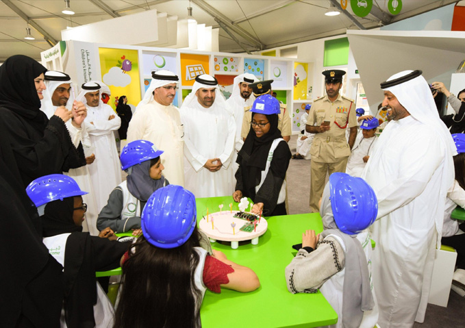 هيئة كهرباء ومياه دبي تختتم بنجاح فعالية المخيم الصيفي الأول "مهندس المستقبل"