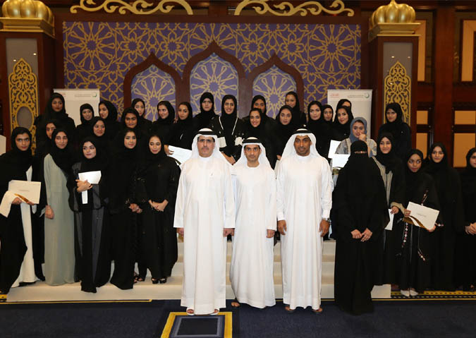 هيئة كهرباء ومياه دبي تكرّم الطلاب المتفوقين في برامجها للمنح الدراسية في الجامعات داخل وخارج الدولة