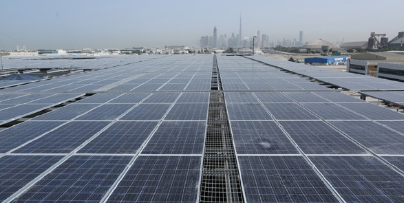 البنية التشريعية.. نقطة الانطلاق لجعل دبي مركزاً عالمياً للطاقة النظيفة 