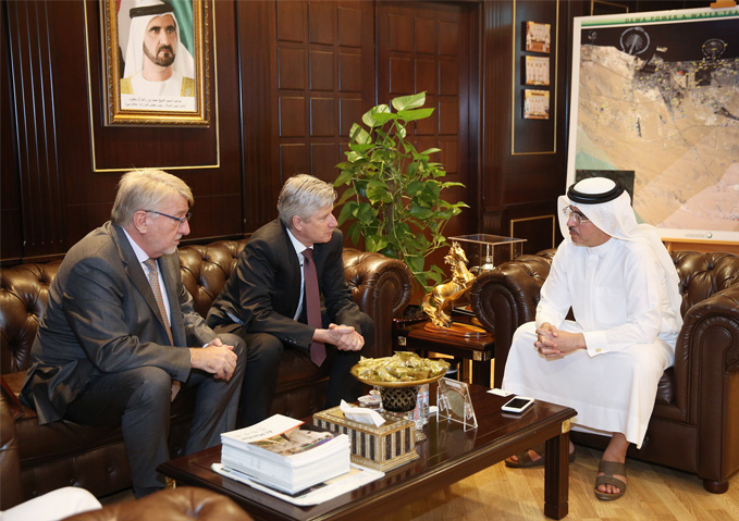HE Saeed Mohammed Al Tayer receives high-level delegation from Siemens as part of efforts to strengthen cooperation