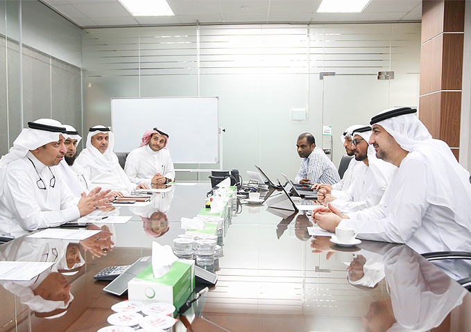 هيئة كهرباء ومياه دبي تستقبل وفداً من الشركة السعودية للكهرباء للاطلاع على أفضل الممارسات وأحدث حلول الابتكار التقني في الهيئة