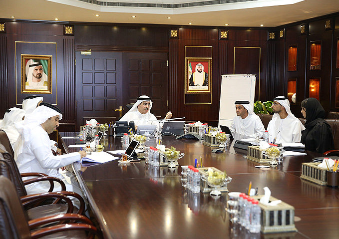 مجلس أمناء "سقيا الإمارات" يستعرض انجازات المؤسسة ومشروعاتها في الربع الأول من العام الجاري