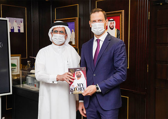 Vice Chairman of Dubai Supreme Council of Energy receives a high-ranking delegation from Russia's Gazprombank