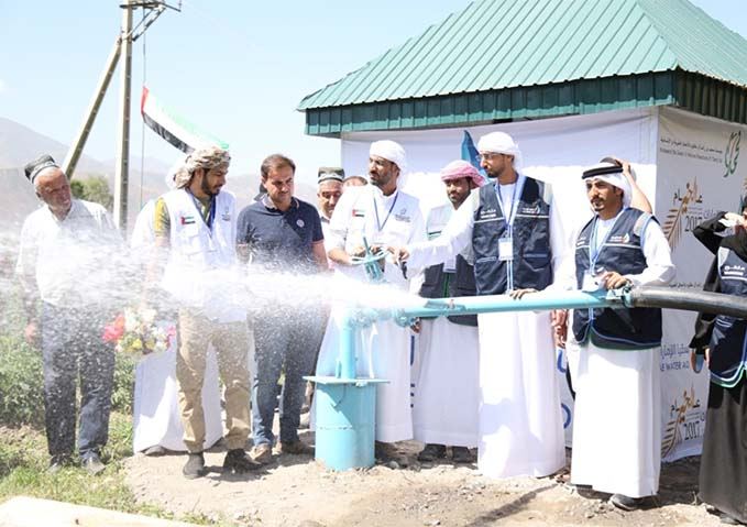 "سقيا الإمارات" ... العمل الإنساني على خطى زايد 
