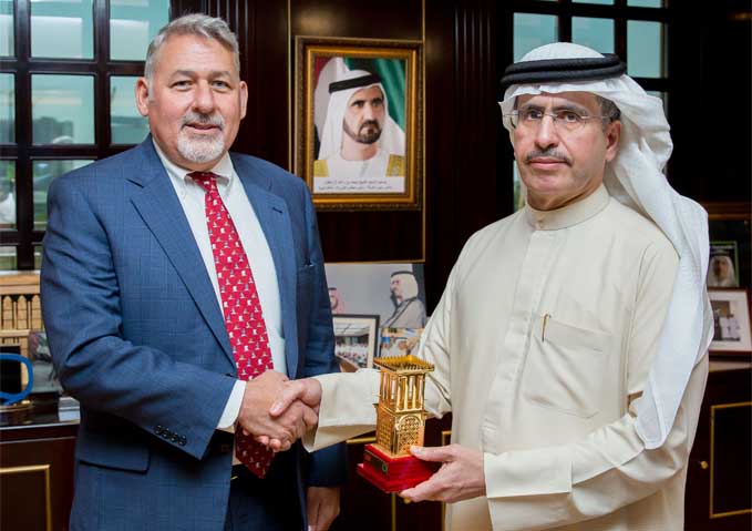 MD & CEO welcomes outgoing US Consul General to Dubai