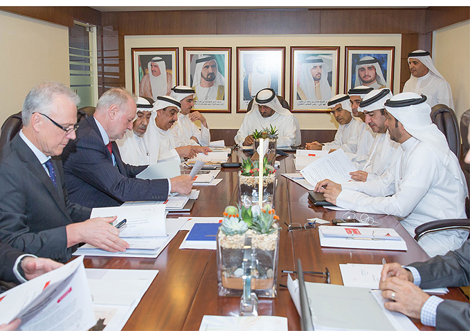 المجلس الأعلى للطاقة في دبي يطّلع على المشاريع والمبادرات والبرامج الاستراتيجية لتحسين كفاءة الطاقة في إمارة دبي