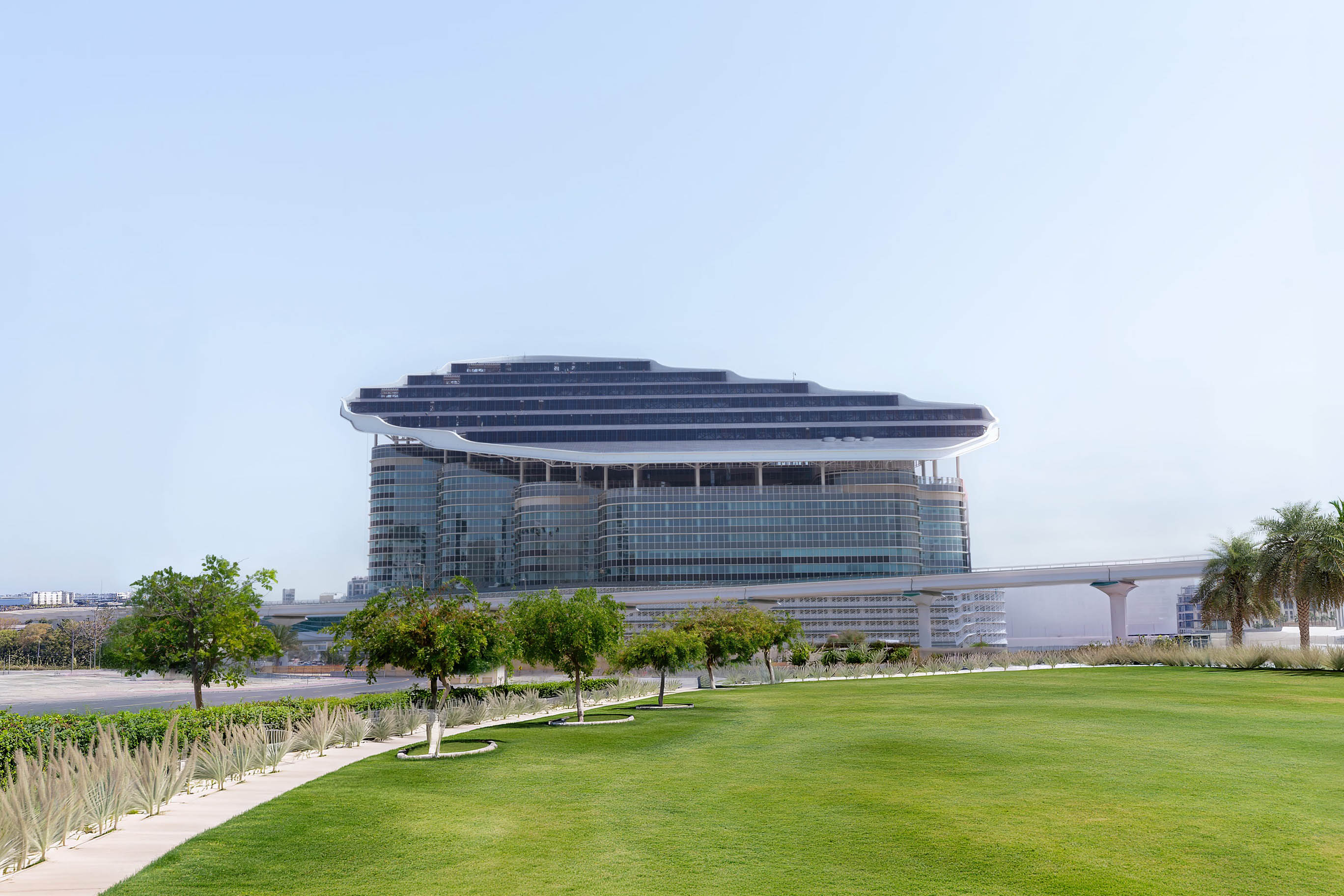 Mohammed bin Rashid inaugurates ‘Al Shera’a,’ the world’s tallest, largest and smartest net-positive government building