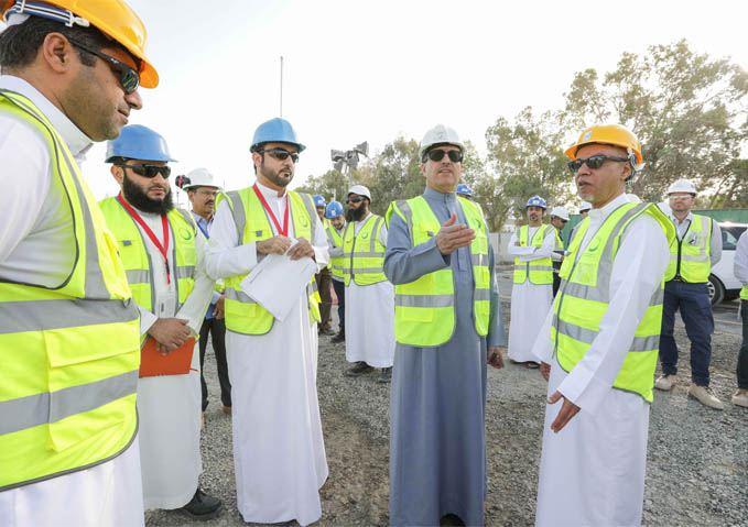 سعيد محمد الطاير يتفقد سير العمل في مشروع المرحلة الثالثة من المحطة (K) لتوليد الكهرباء في جبل علي