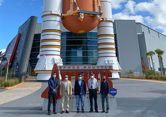 معالي سعيد محمد الطاير يزور مركز كينيدي للفضاء التابع لوكالة الفضاء الأمريكية (ناسا) على رأس وفد من هيئة كهرباء ومياه دبي