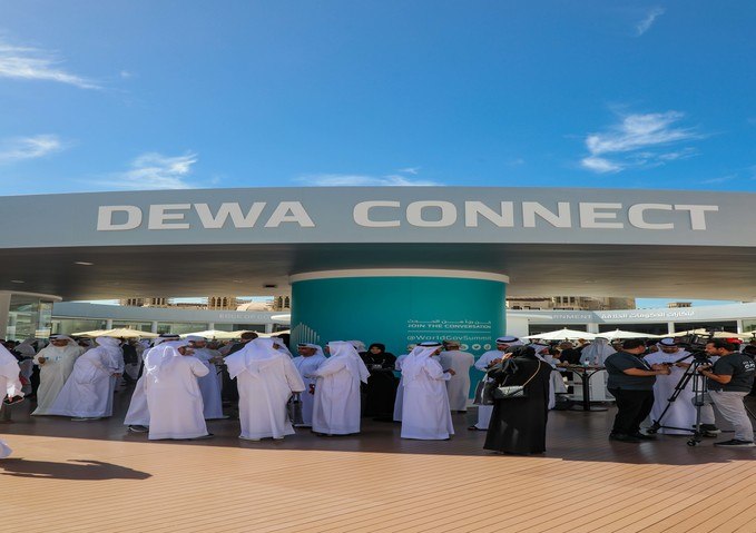 DEWA shares its experience in clean and renewable energy with the world at World Government Summit 2022
