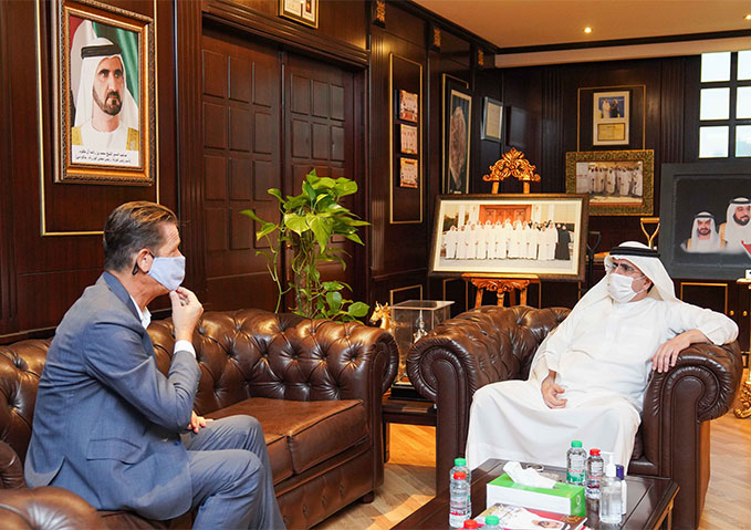 Swiss Consul General reviews DEWA’s work on sustainability