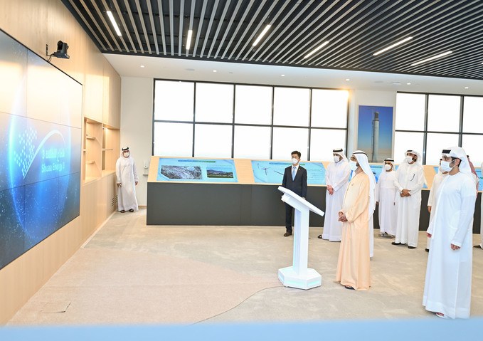 Mohammed bin Rashid inaugurates 300MW first stage of the fifth phase of the Mohammed bin Rashid Al Maktoum Solar Park