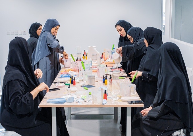 DEWA’s Women Committee organises a workshop inspired by national heritage 