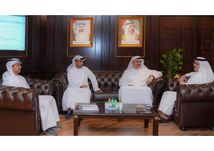 HE Saeed Mohammed Al Tayer discusses enhancing cooperation between DEWA and Emirates Integrated Telecommunications Company (du)