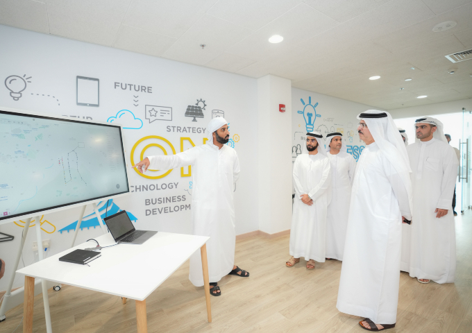 HE Saeed Al Tayer visits DEWA’s R&D Centre and reviews its prominent projects