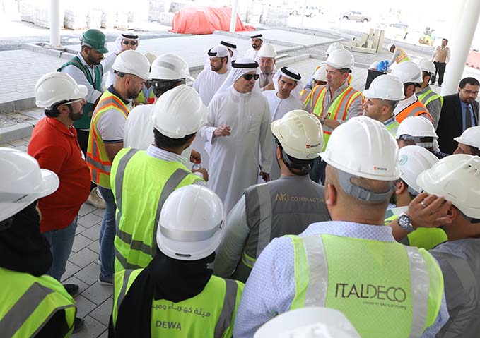 Saeed Mohammed Al Tayer reviews progress of Innovation Centre project at Mohammed bin Rashid Al Maktoum Solar Park