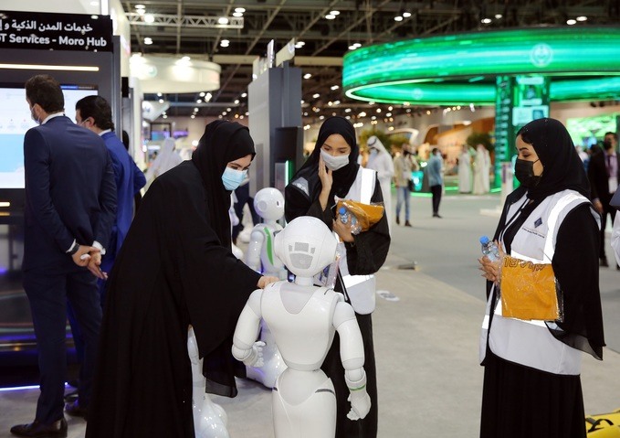  DEWA launches innovative services and awareness competitions during GITEX 2020
