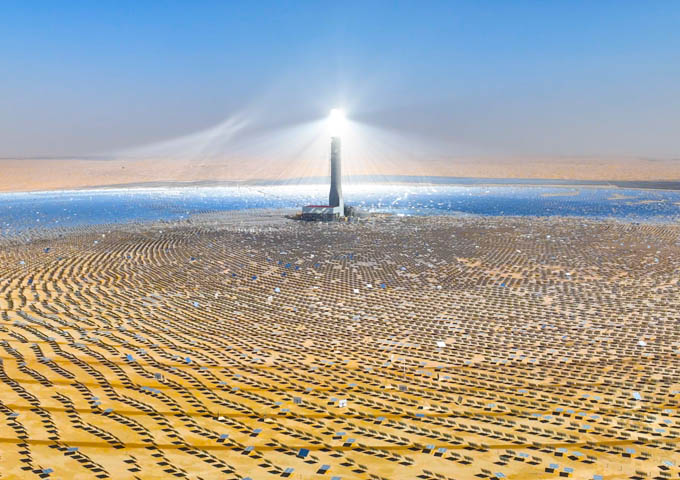 HE Saeed Mohammed Al Tayer inspects work progress at the 950MW 4th phase of the Mohammed bin Rashid Al Maktoum Solar Park