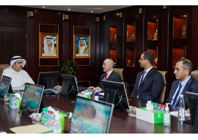 وفد من القنصلية العامة الأمريكية في دبي وكبرى شركات السيارات الأمريكية يطلّع على مبادرة "الشاحن الأخضر" من هيئة كهرباء ومياه دبي