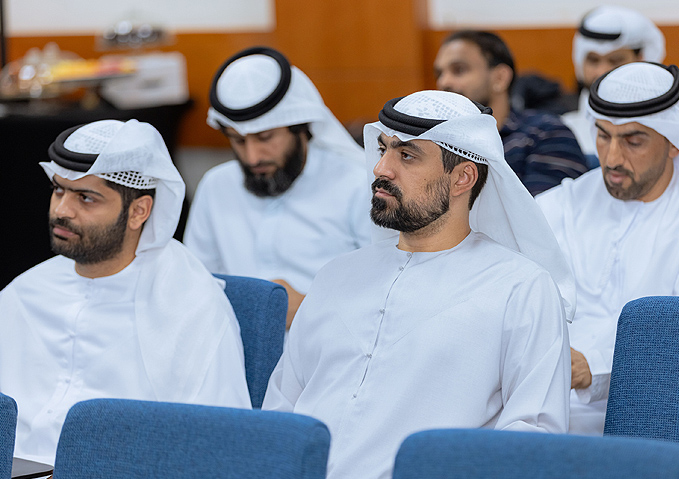 هيئة كهرباء ومياه دبي وجمعية الإمارات للطبيعة، بالتعاون مع الصندوق العالمي للطبيعة تنظمان ورشة عمل حول غابات القرم