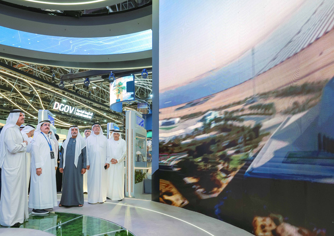 Senior officials briefed on key sustainable and innovative projects and initiatives at DEWA’s stand at GITEX Global 2024