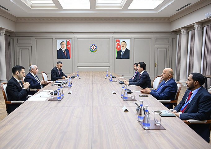 معالي سعيد محمد الطاير يلتقي رئيس وزراء جمهورية أذربيجان الصديقة