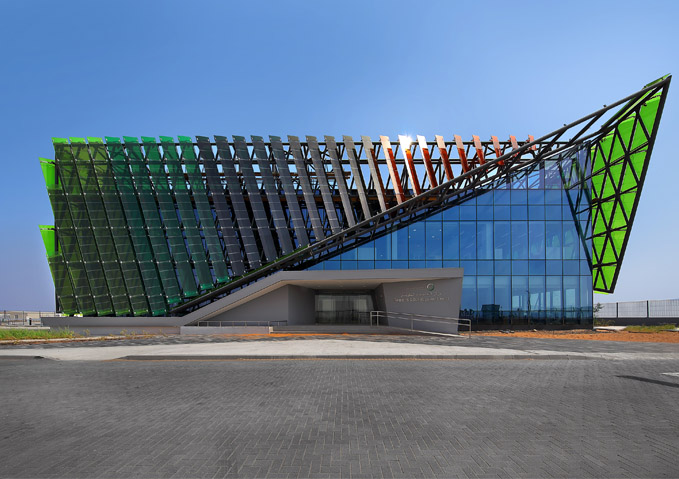 DEWA’s R&D Centre promotes collaboration with universities and research centres to sharpen skills of Emirati youth