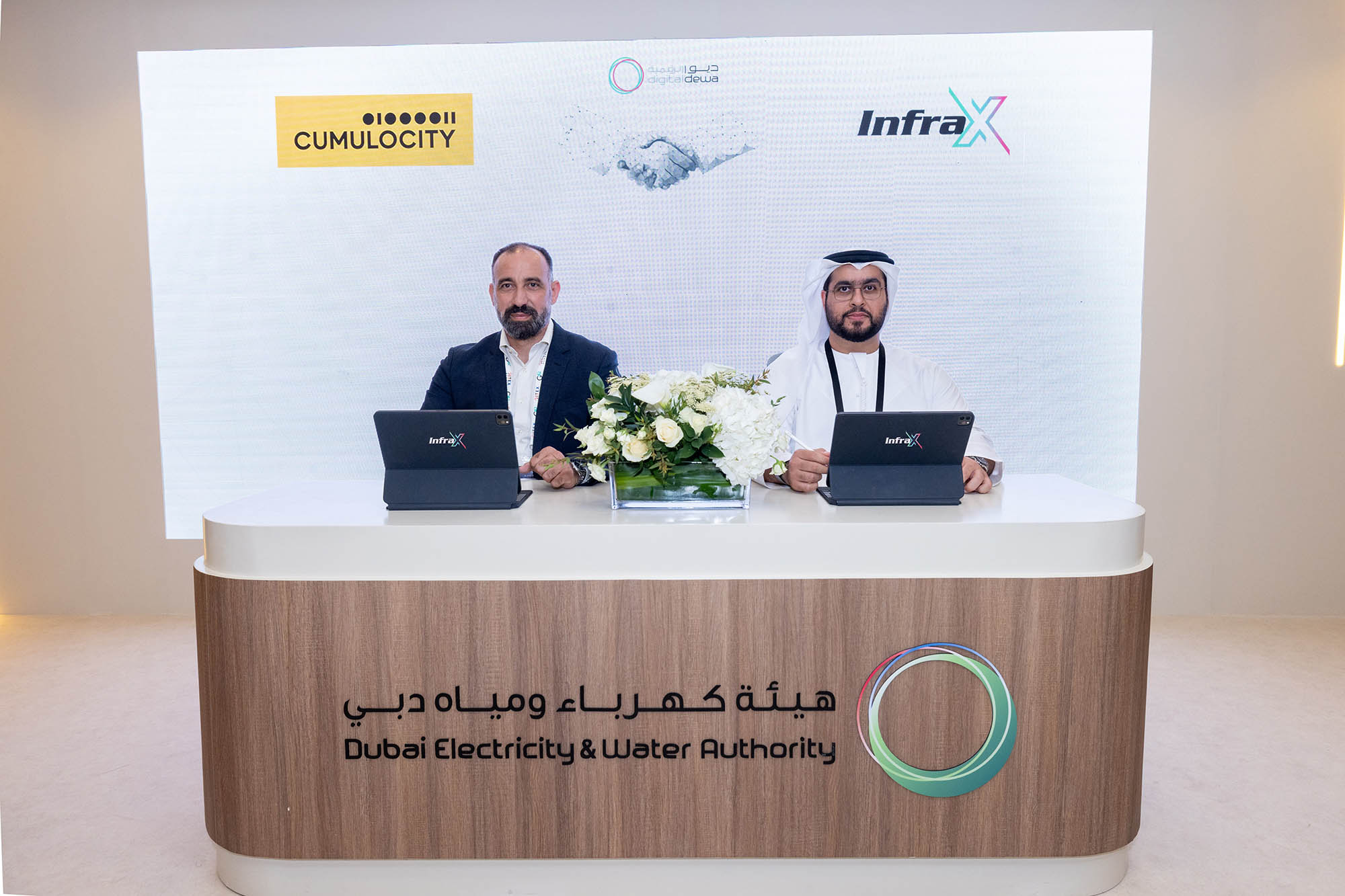 InfraX and Cumulocity Sign MoU