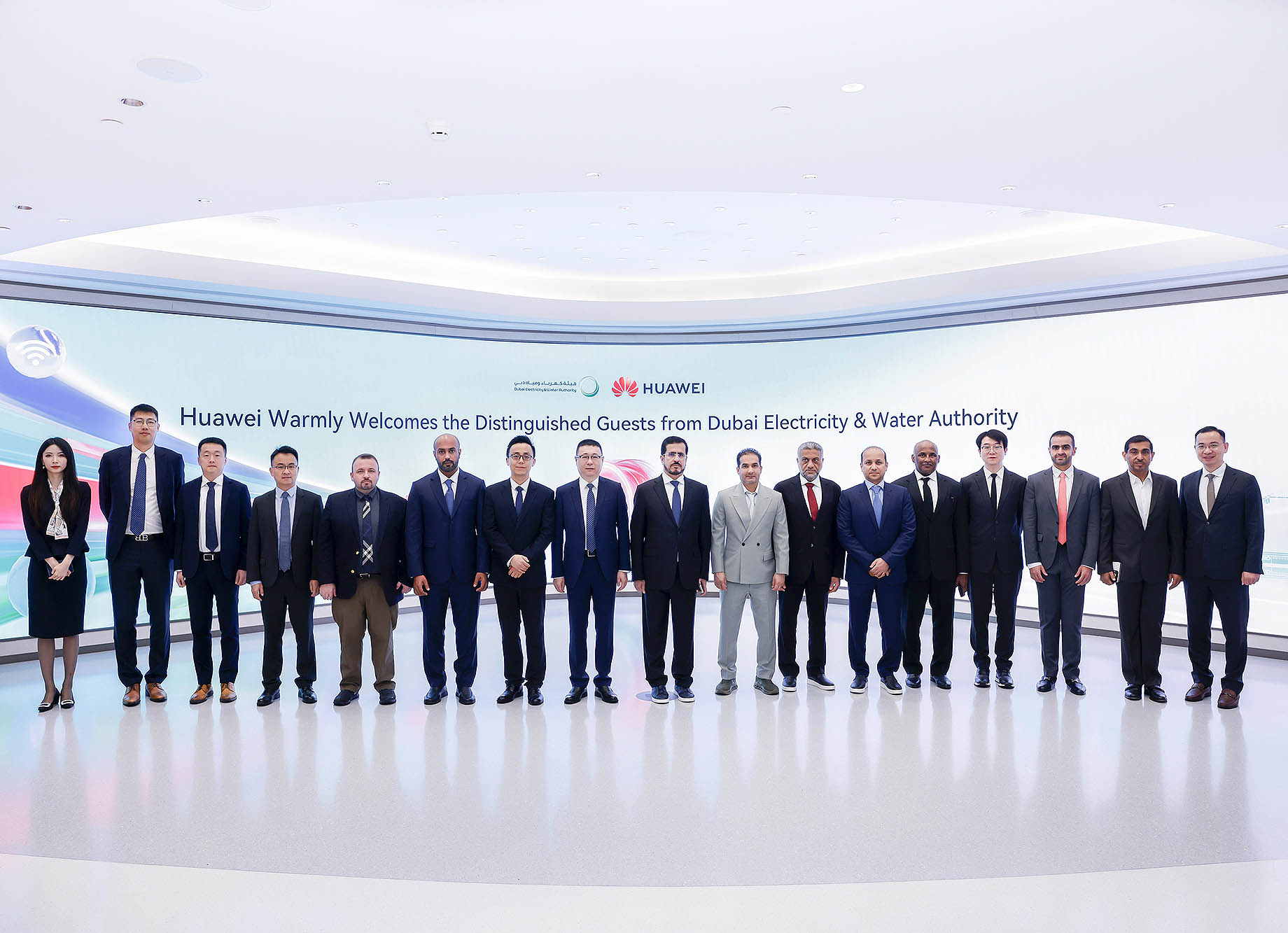 DEWA strengthens co-operation with leading Chinese companies in clean energy technologies and battery storage systems