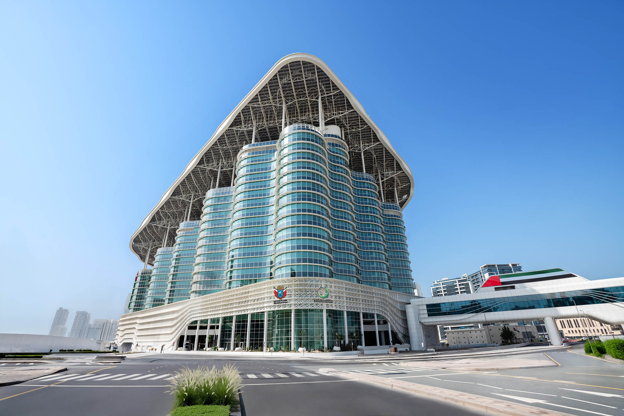 "الشراع" يحصل على شهادة الريادة في الطاقة والتصميم البيئي (فئة الإنشاءات الجديدة - المستوى البلاتيني)
