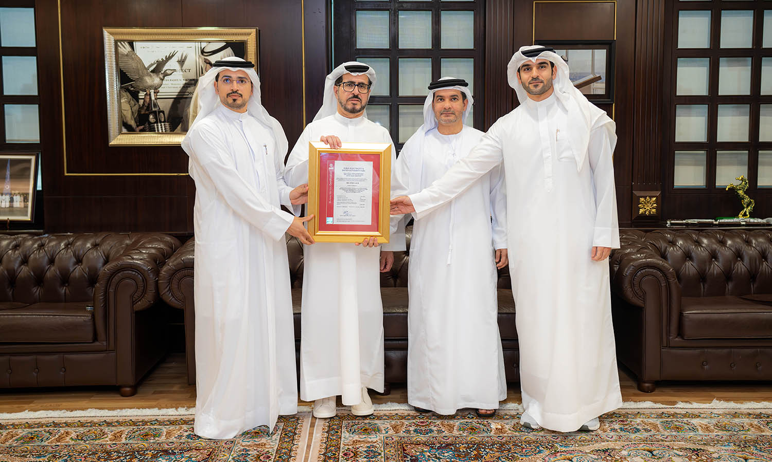 هيئة كهرباء ومياه دبي تؤكد التزامها بالشفافية والحوكمة الرشيدة عبر تجديد اعتماد شهادة المعيار العالمي (37001:2016ISO) 