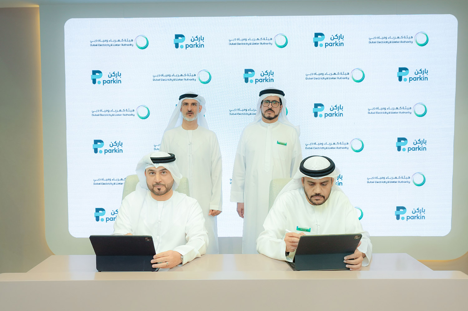 DEWA and Parkin sign strategic contract to expand EV Green Charger network in Dubai