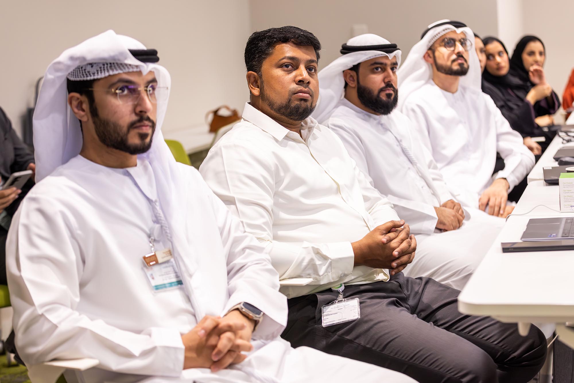 شباب هيئة كهرباء ومياه دبي يوسعون معارفهم العملية حول أدوات "مايكروسوفت" المعتمدة على الذكاء الاصطناعي