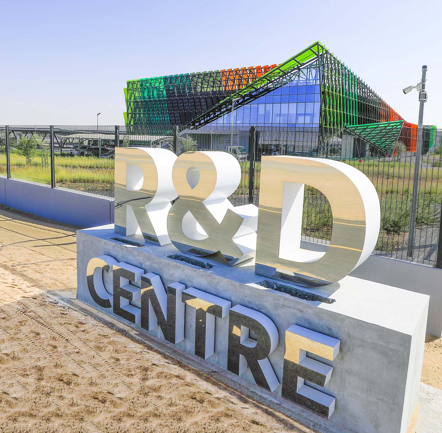 DEWA’s R&D Centre launches its fifth Transactions Report